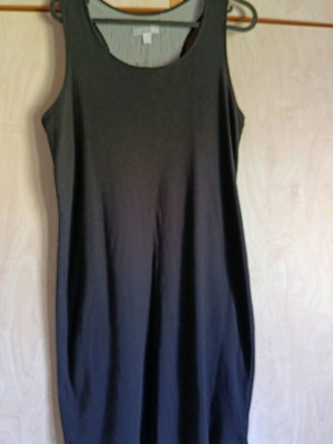 Cotton dress like new, size Large, black