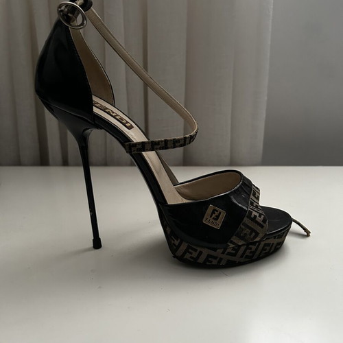 Fendi sandals like new, size 38, blue