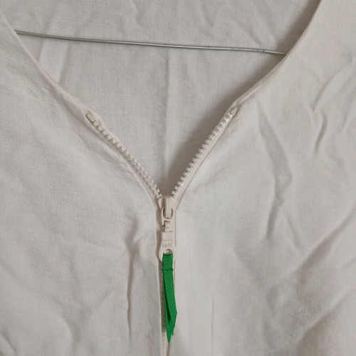 Derpouli blouse new, white with zipper