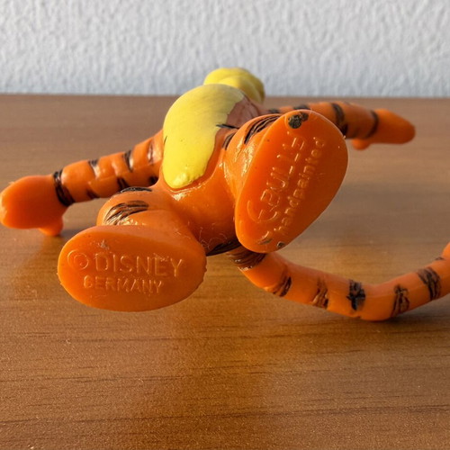 Winnie The Pooh and Tigger figures set used, Disney Bullyland