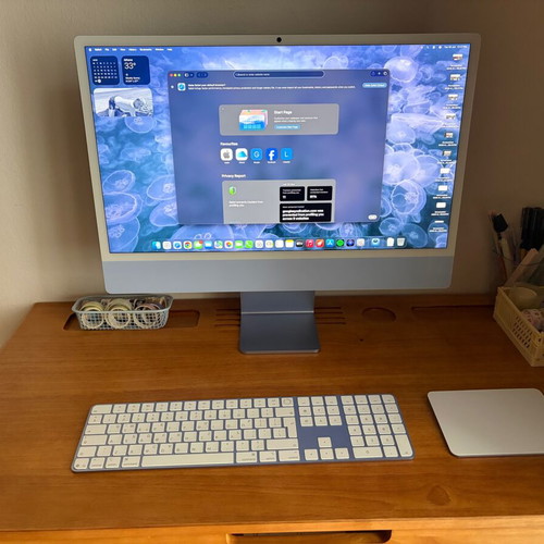 Apple iMac 24" M4 10-Core 16GB 256GB 10GPU Blue like new