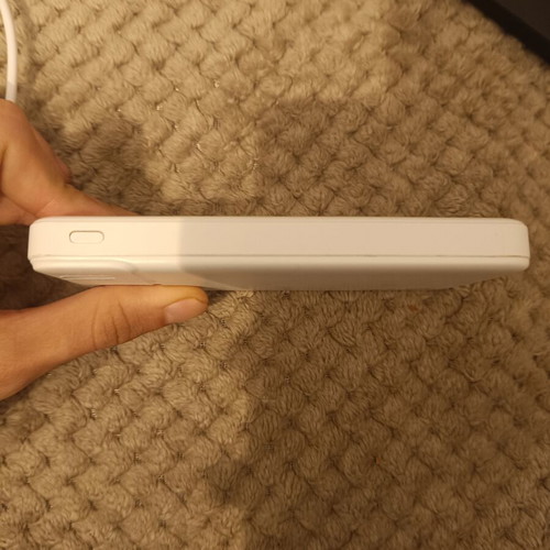 Power bank 10000mAh like new, few uses