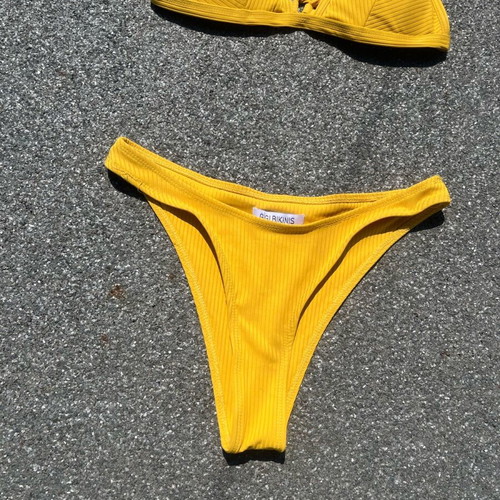GIGI BIKINIS swimsuit like new, size S, yellow