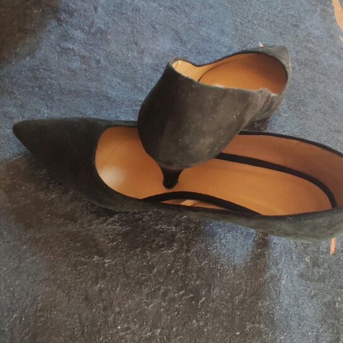 Black suede pumps used, size 37, 4 cm heel