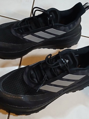Adidas Ultraboost 5 Climawarm new, size 44, black sports shoes