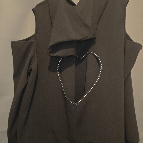 A-Style crepe blouse like new, size XXL, black with heart back cutout