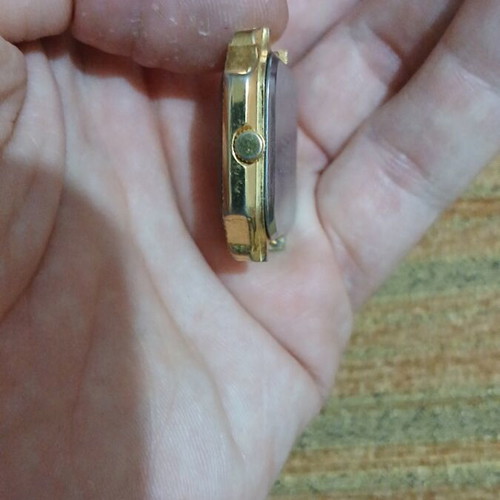 Seiko watch used, gold color, unisex