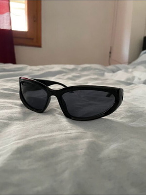 Sunglasses new, black
