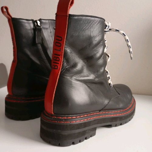 Bibi Lou leather women's ankle boots used, size 39/39.5, black/red