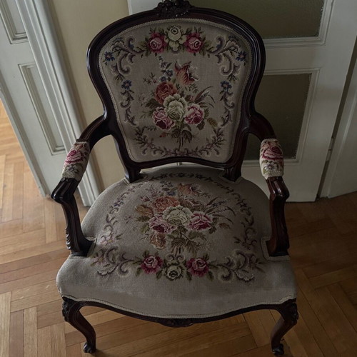 Vintage Louis XV armchair like new with embroidered floral upholstery
