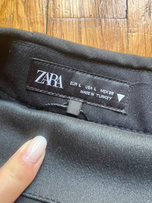 Zara skirt shorts like new, black, size L 40 12