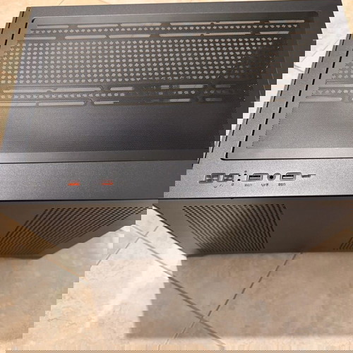 Gaming PC Ryzen 5 3400G RX580 8GB Nitro+ 16GB DDR4 σαν καινούργιο με Win11