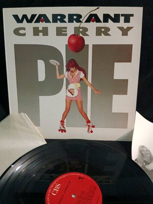 Warrant Cherry Pie vinyl used, metal