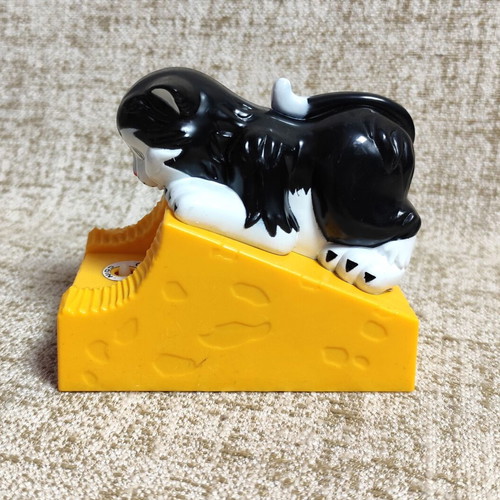 Cheese Saving Bank wind-up new vintage plastic coin bank with box