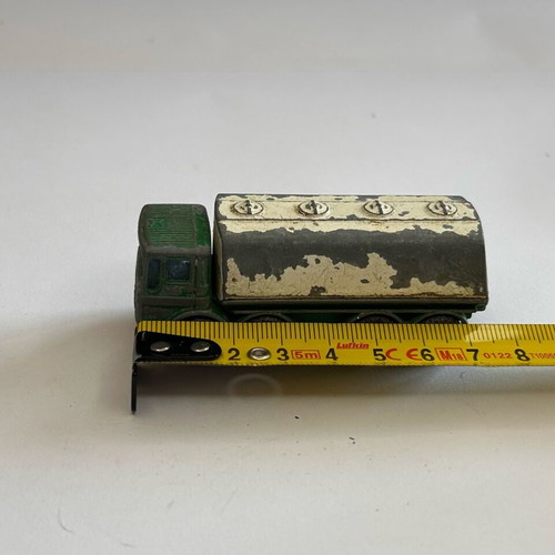 Matchbox Series Lesney No 32 Leyland Petrol Tanker μεταχειρισμένο