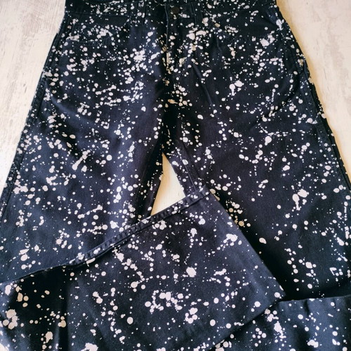 Levi's black jeans with splatter effect like new