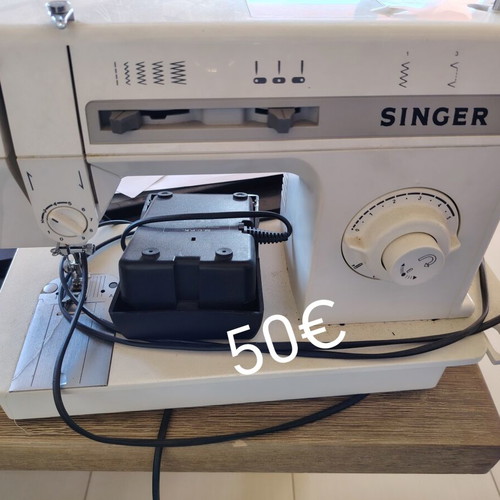 Singer sewing machine