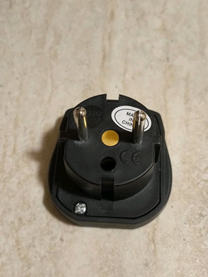 Schuco adapter like new Continental for Europe use