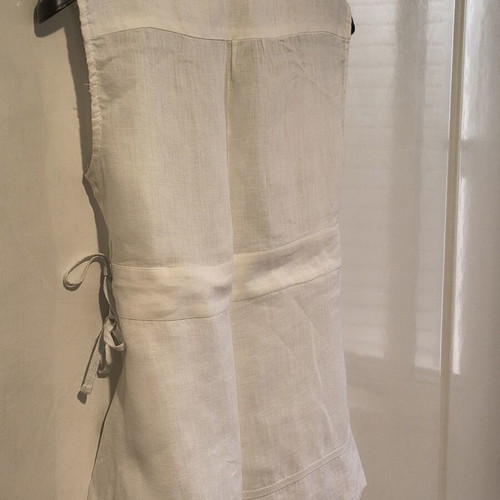 Linen sleeveless top and striped palazzo pants set, blue and red