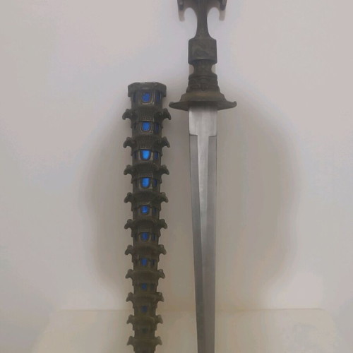 Set of 2 Fantasy Swords with Sheaths like new, decorative