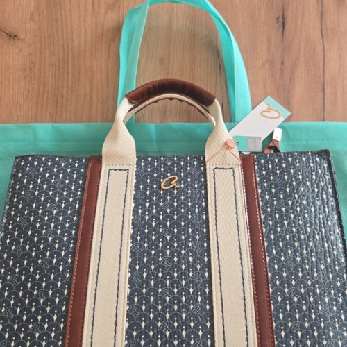 Axel multicolor handbag new