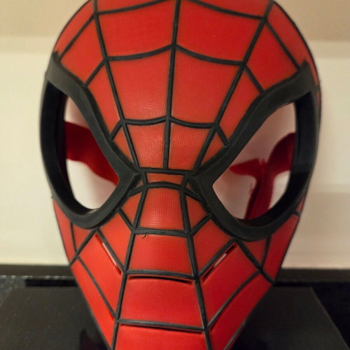 Spiderman Mask Hasbro like new with gift Iron Man Mask