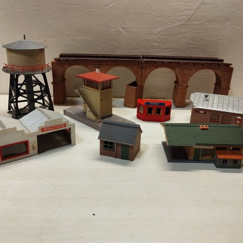 Märklin industrial building model kits like new