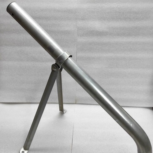 Base Φ40 Galvanized Tripod for Terrestrial or Satellite Antenna