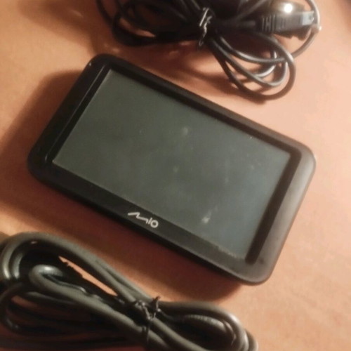 GPS Mio used, functional with USB and car charger cables