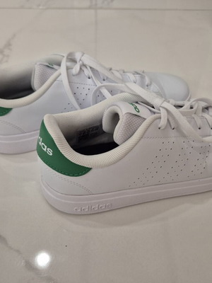 Adidas Stan Smith sneakers like new, size 40, white and green
