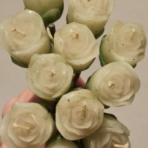 Handmade candles bouquet of 11 roses like new