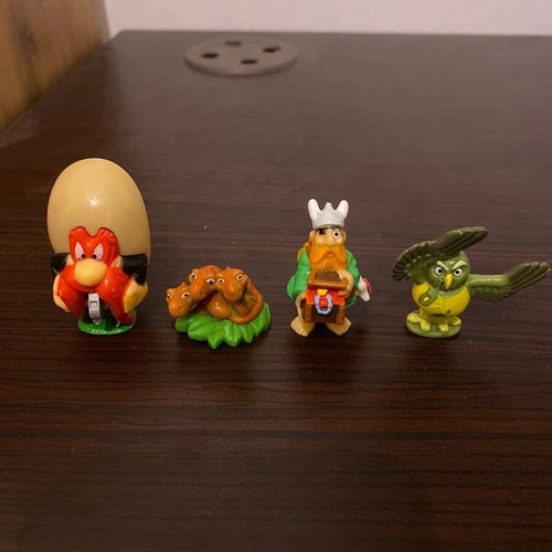 Kinder collectible old toys from 00s