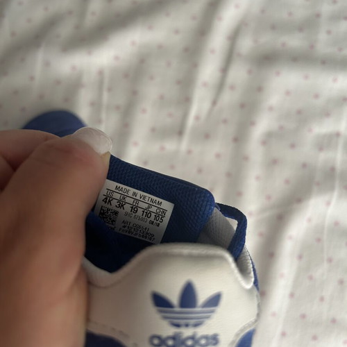 Adidas Gazelle Crib baby shoes size 19 like new, blue