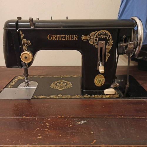 Gritzner collectible sewing machine used, over 70 years old