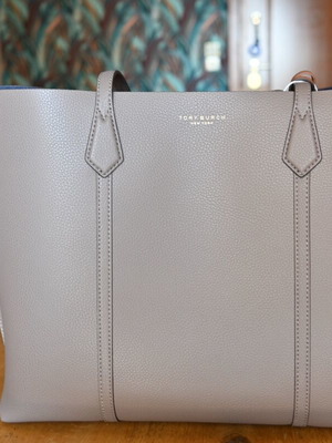 Tory Burch shoulder tote brand new, etoupe with brown inside