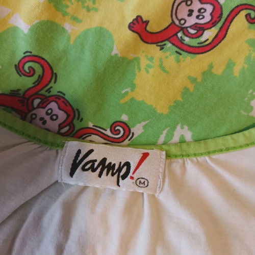 Vamp women's pajamas size M, cotton, like new, capri set