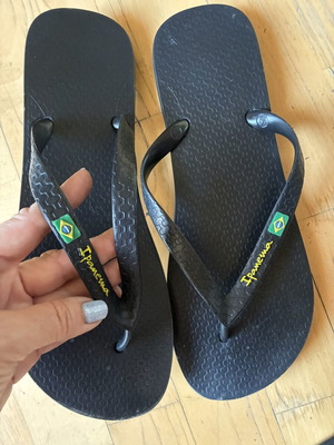 Ipanema flip flops like new, black, sizes 47-48