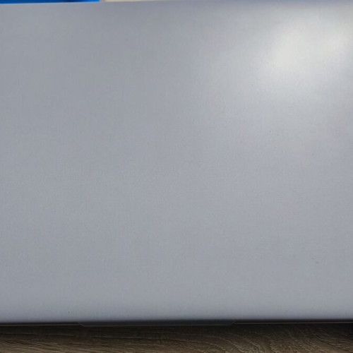 Lenovo IdeaPad Slim 3 15IAH8 15.6" FHD i5-12450H 16GB 512GB SSD like new