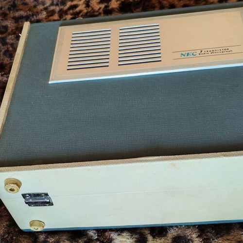 NEC collectible portable pick-up 7 transistor radio phonograph used, 1960s