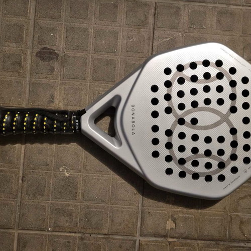 Padel racket Bonabola 313gr like new, low balance, made in Spain
