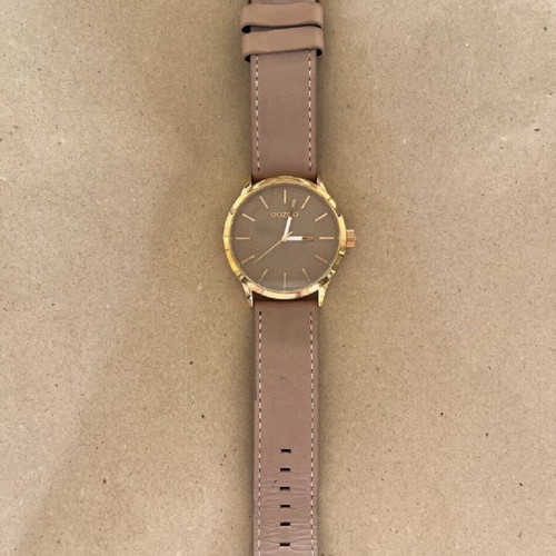 Oozoo leather genuine watch women's wristwatch like new beige