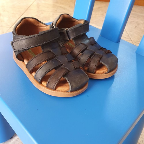 Crocodilino Nubuck Baby Sandals Size 21 Like New
