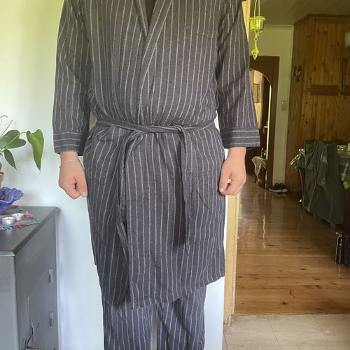 Men's pajamas like new, black and gray