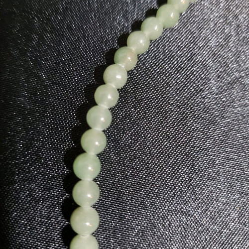 Nephrite semi-precious stone necklace