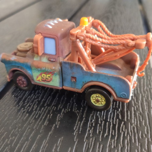 Disney Cars Tow Mater 1:55 used