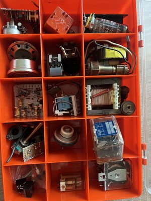 Electronic components collection used, 5 sorting boxes
