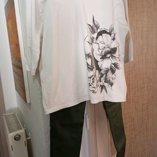 Women's set leather pants size L and BSB blouse size S like new, white and green