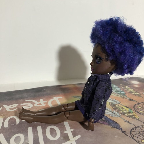 Rainbow High Junior High Series 2 Krystal Bailey doll MGA 2022