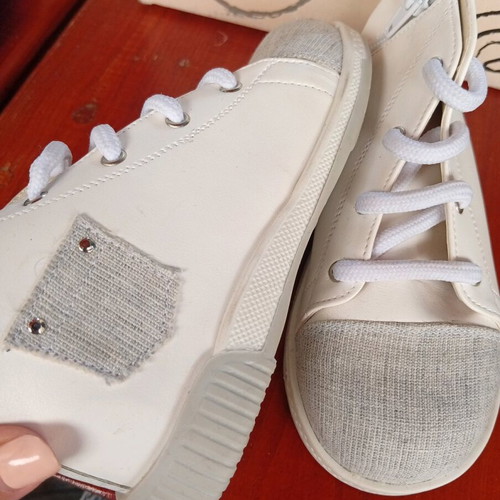 Gorgino anatomic baby shoes, size 27, new