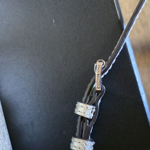 Michael Kors crossbody bag like new, silver leather